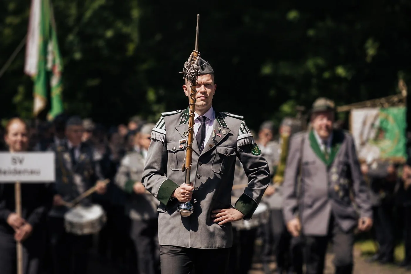 Jonas Prigge als Tambourmajor des Heidenauer Spielmannszugs
