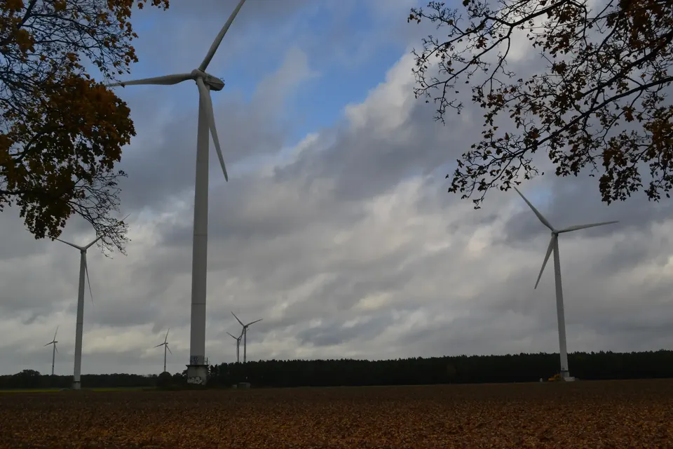 Windkraftanlagen bei Heidenau